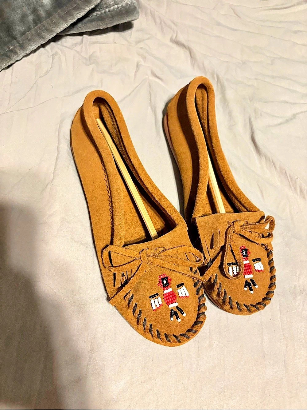 Minnetonka Thunderbird Animikii Softsole Moccasins Brown Size 7.5